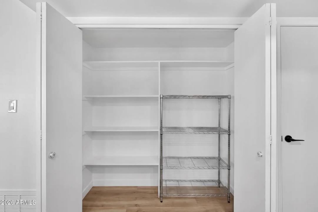 Real Estate Picture 13