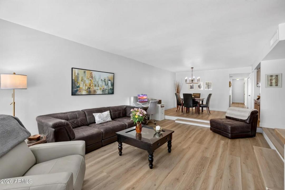 Real Estate Picture 15