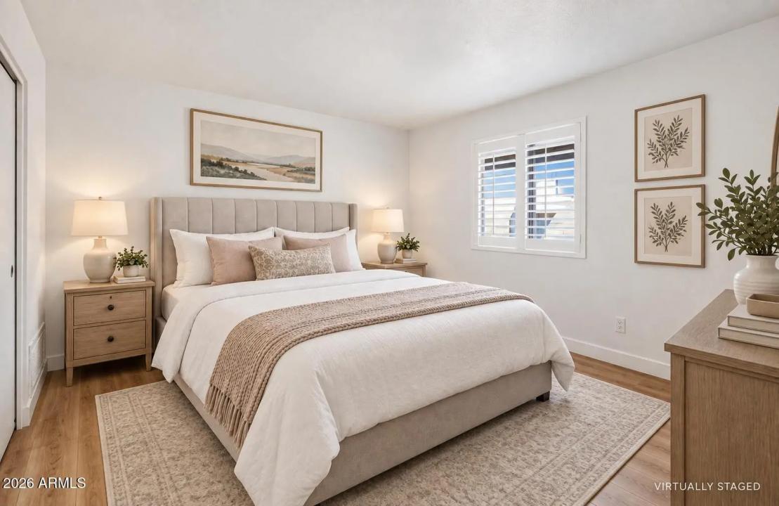 Real Estate Picture 6
