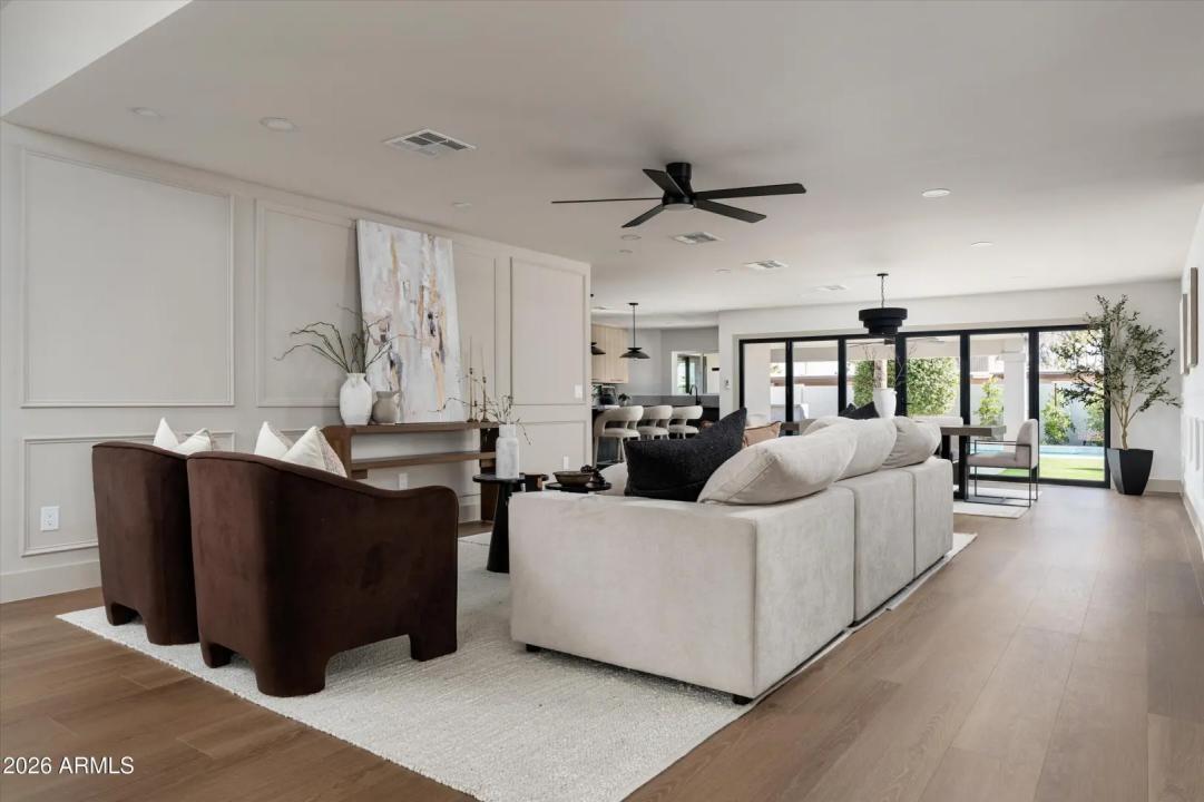 Real Estate Picture 2