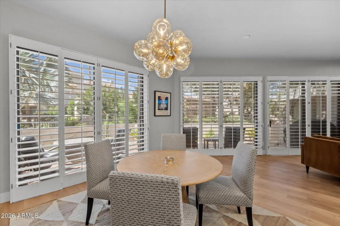 Real Estate Picture 7