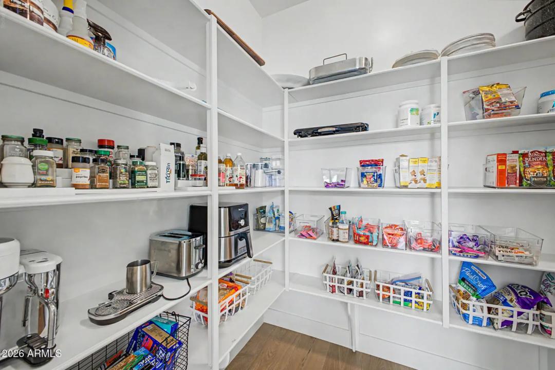 Real Estate Picture 22