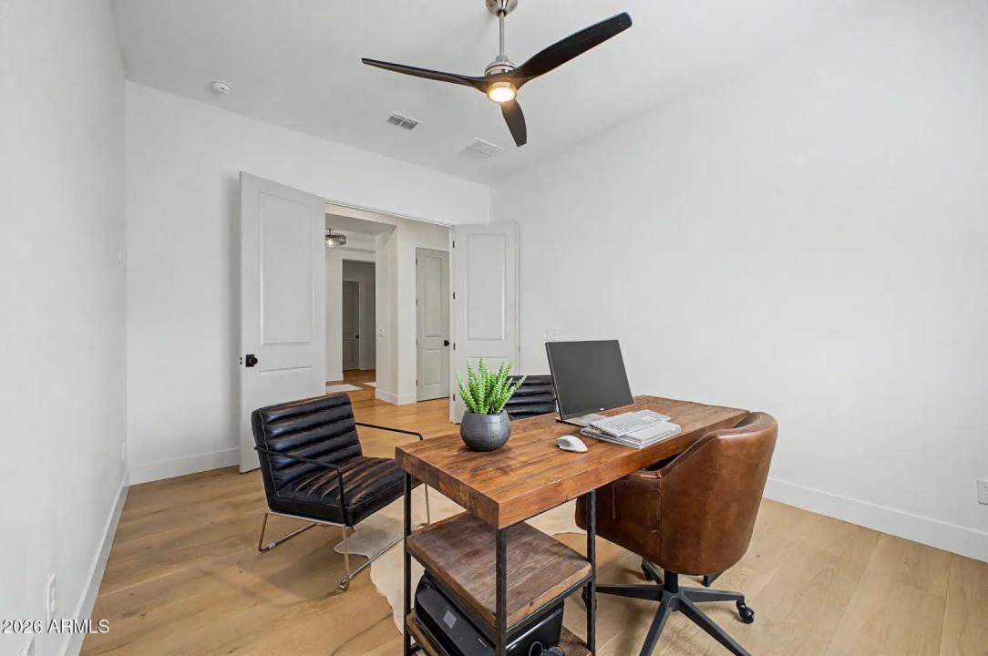 Real Estate Picture 38