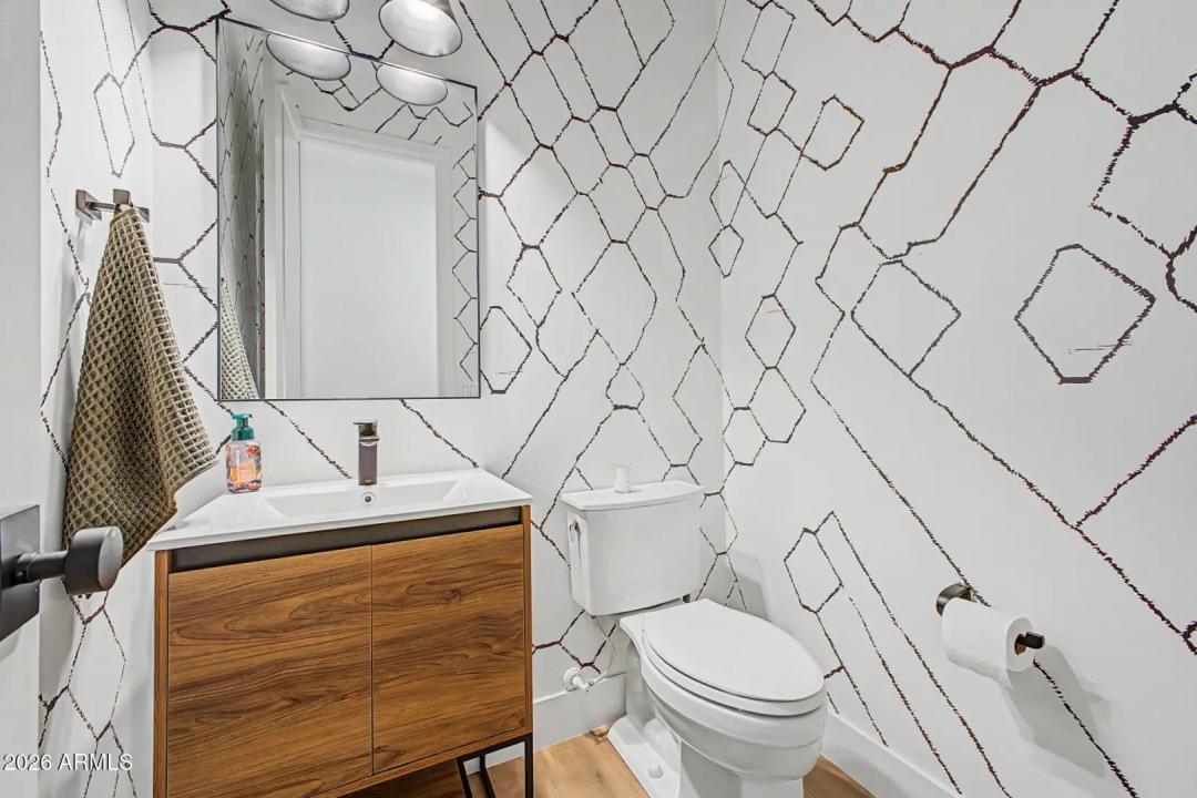 Real Estate Picture 39