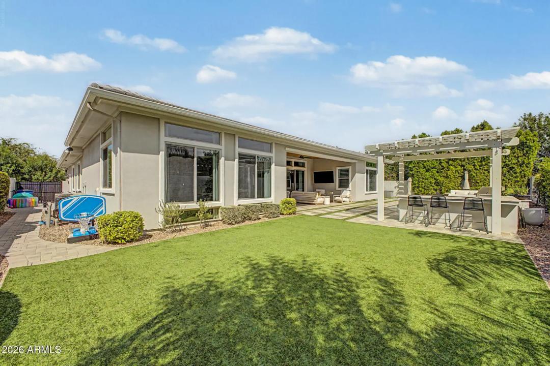 Real Estate Picture 44