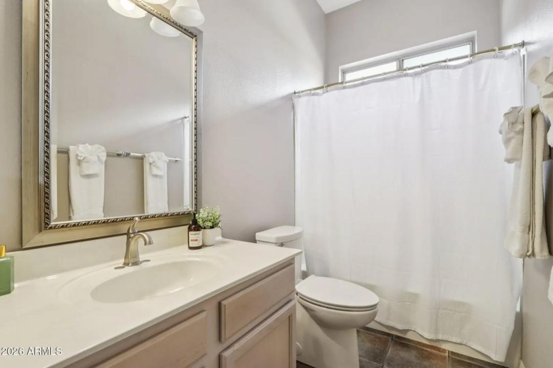 Real Estate Picture 19