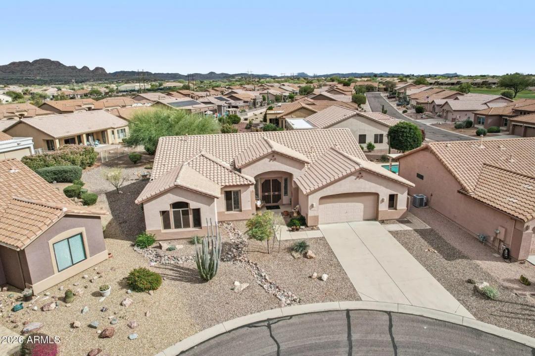 Real Estate Picture 37