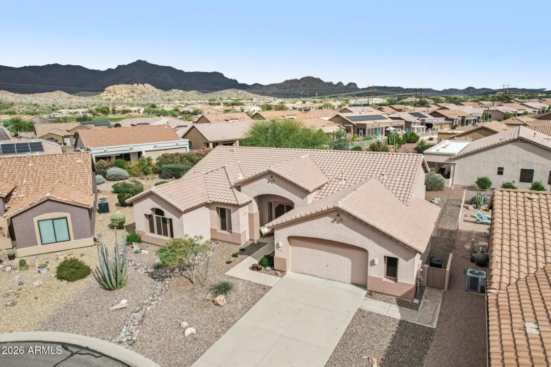 Real Estate Picture 38