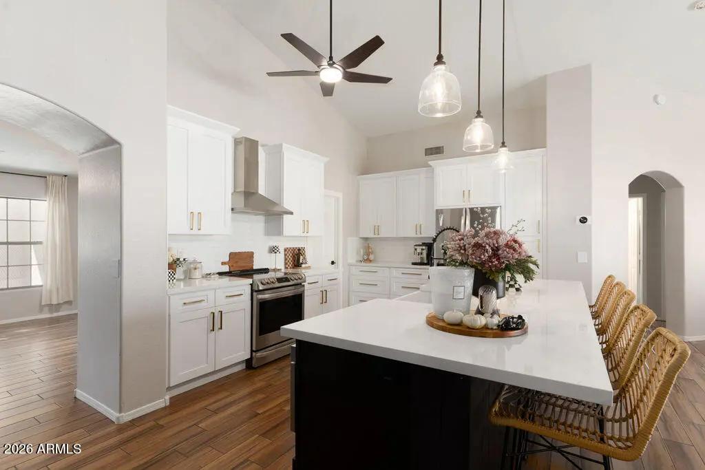 Real Estate Picture 2