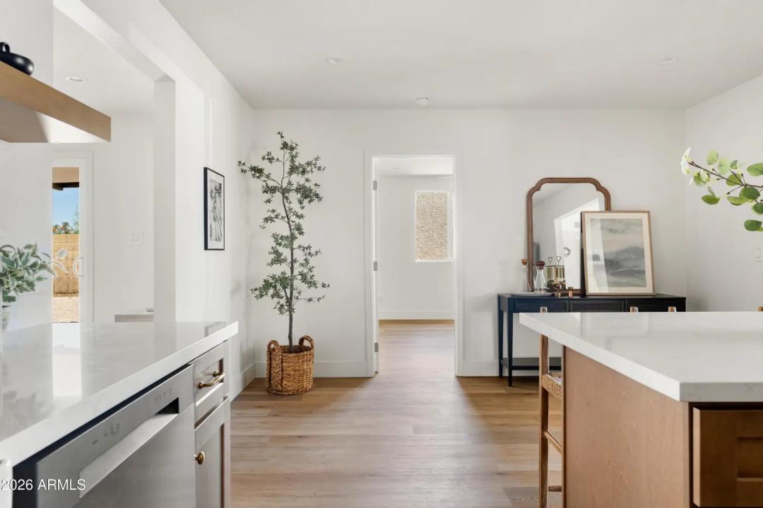 Real Estate Picture 24
