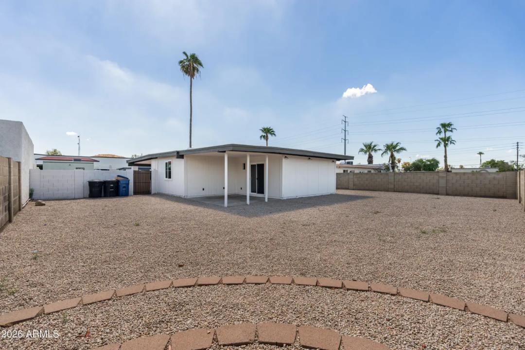 Real Estate Picture 30
