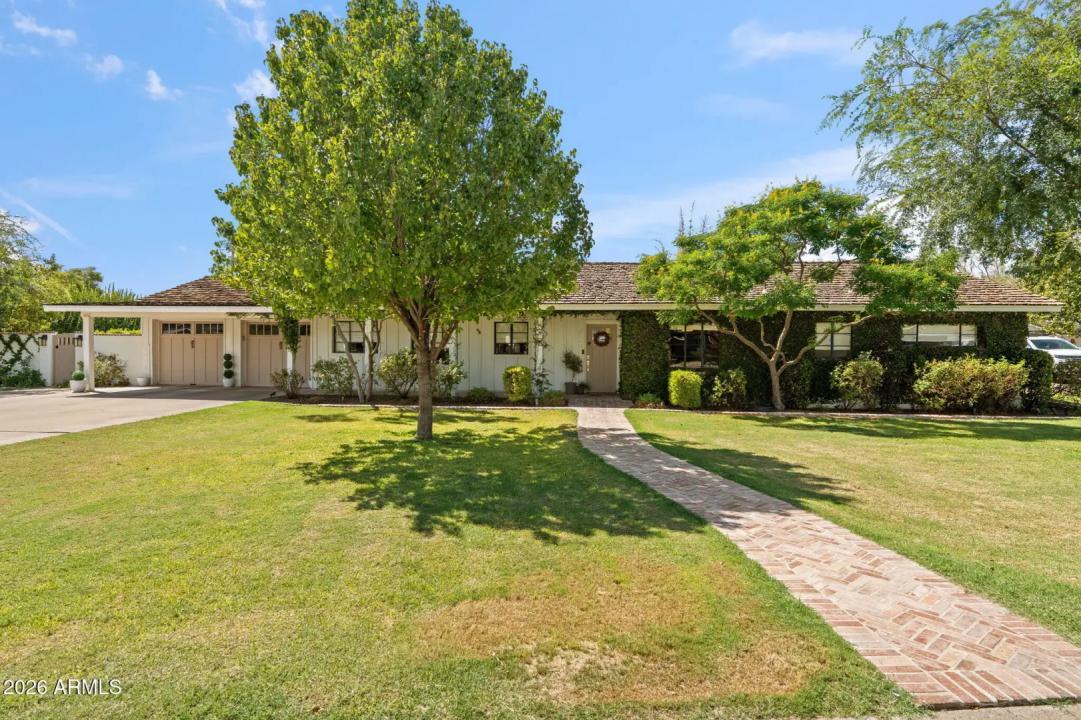 Real Estate Picture 1