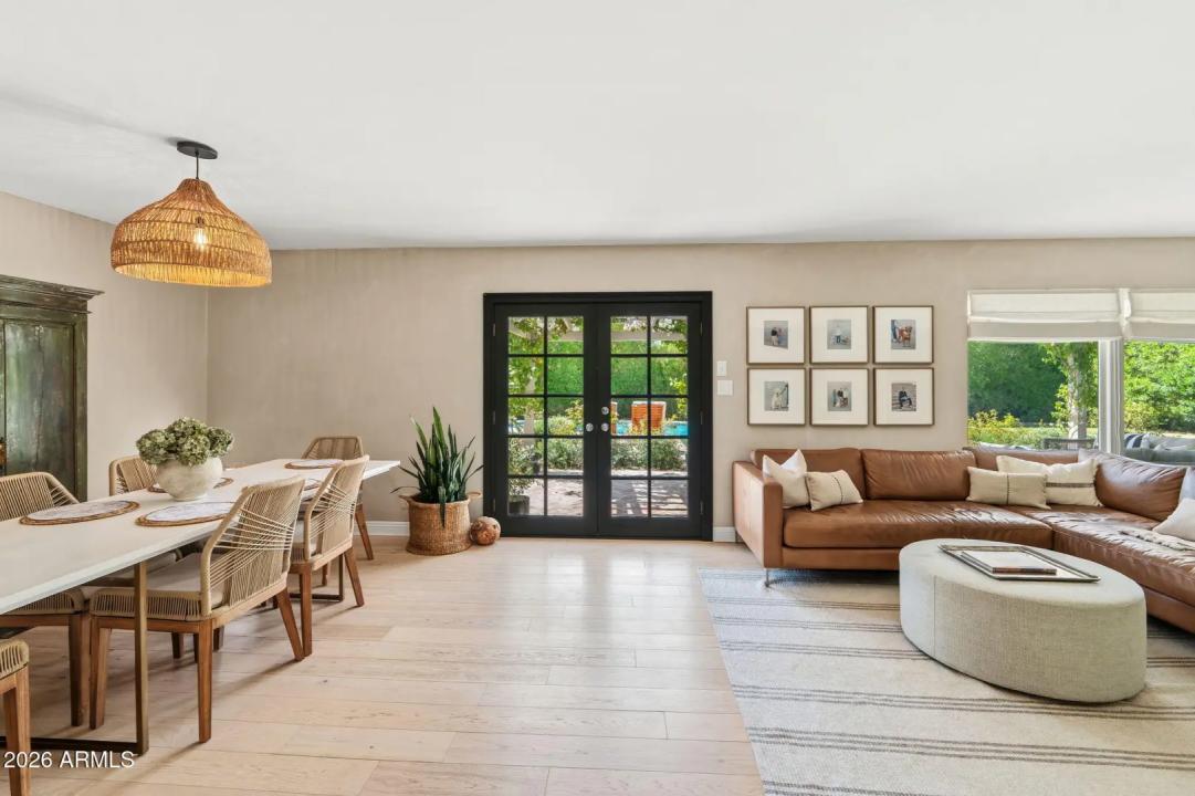 Real Estate Picture 13