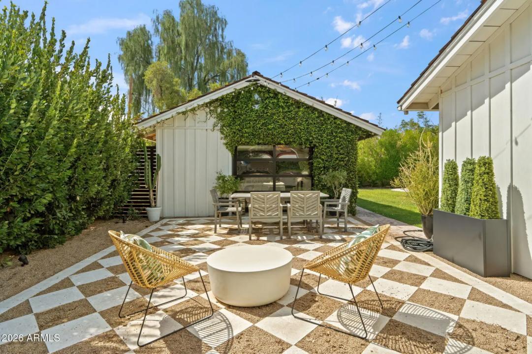 Real Estate Picture 28