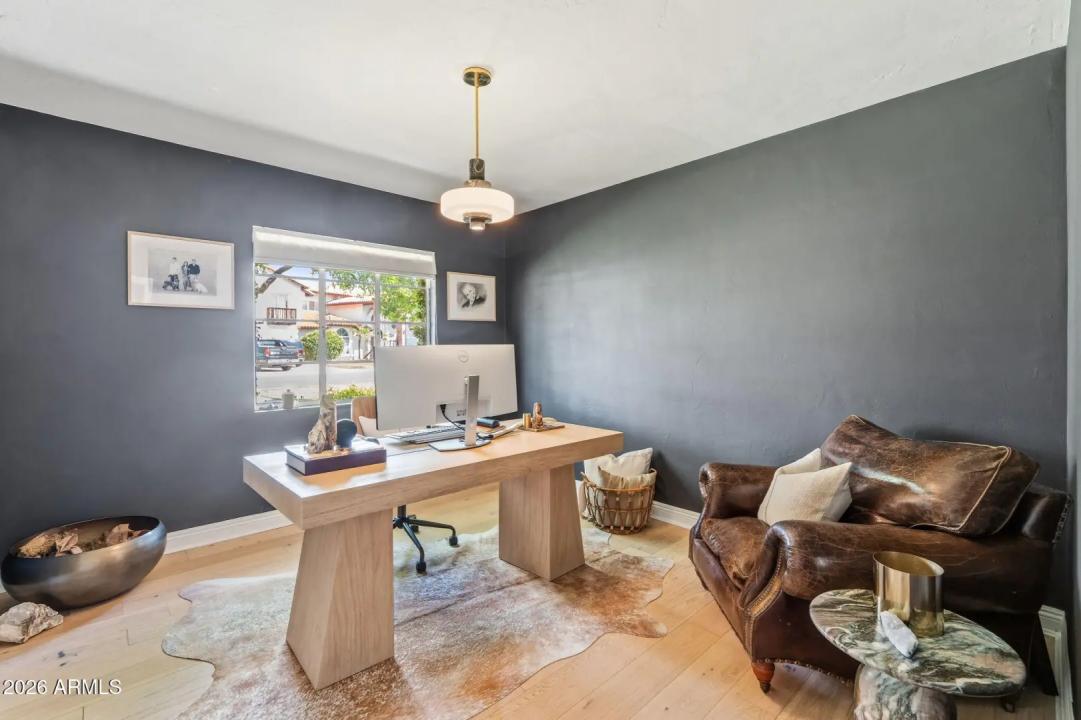 Real Estate Picture 20