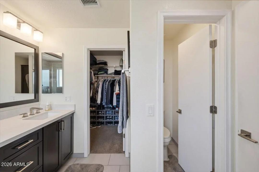 Real Estate Picture 25