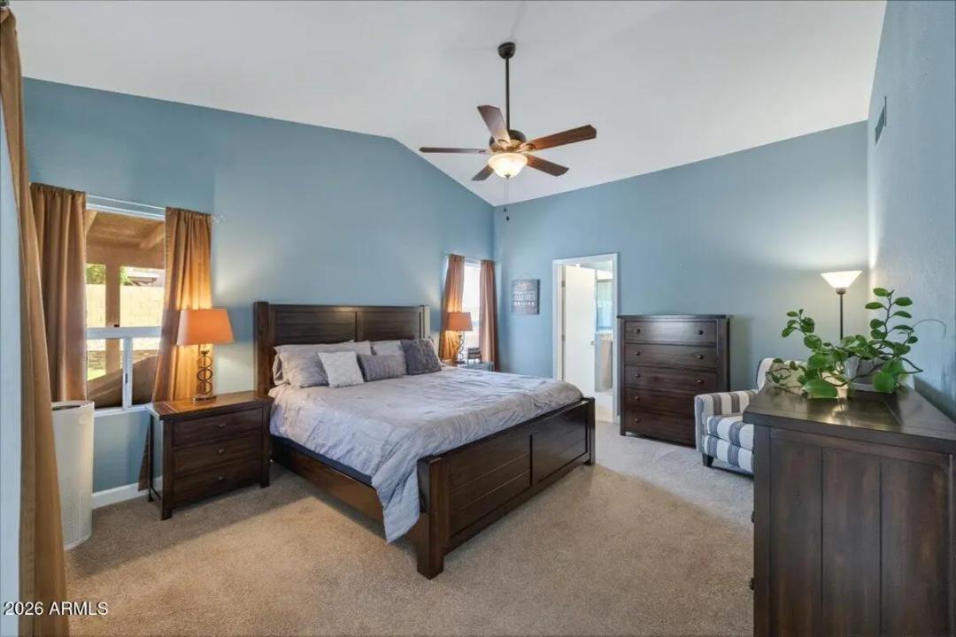 Real Estate Picture 18