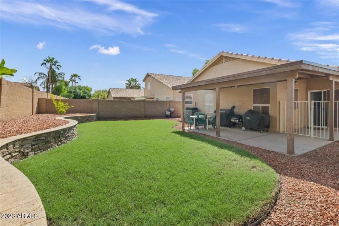 Real Estate Picture 32
