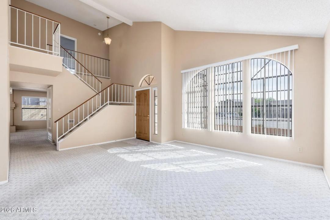 Real Estate Picture 6