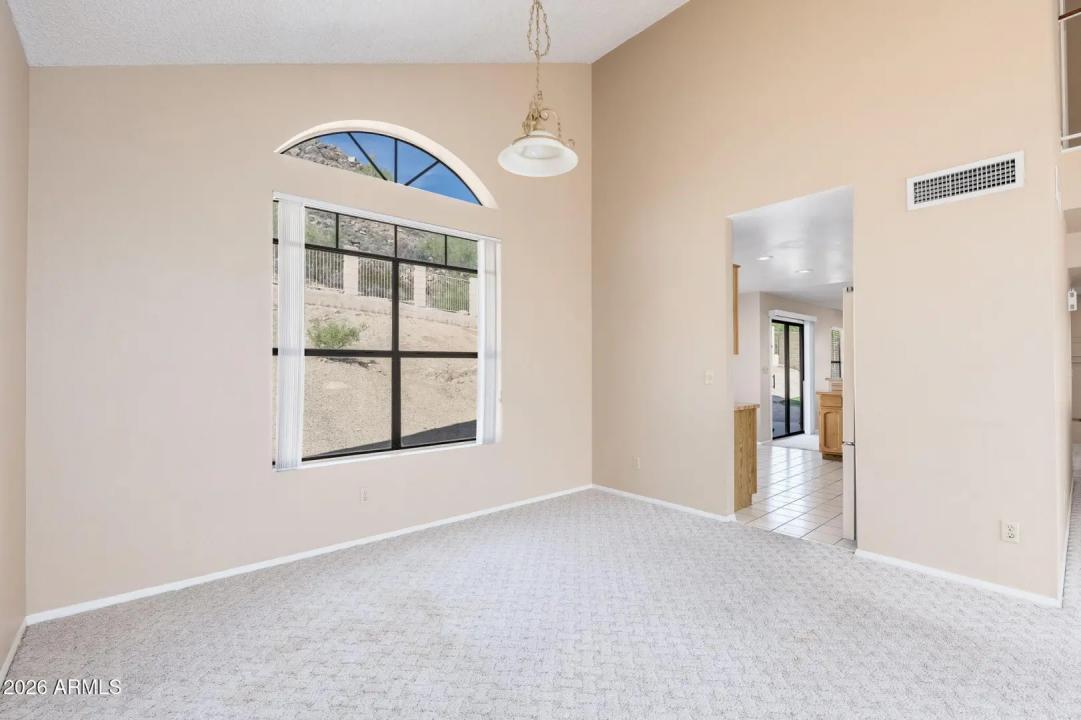 Real Estate Picture 7