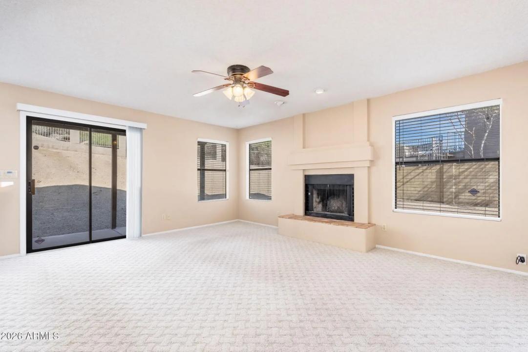 Real Estate Picture 9