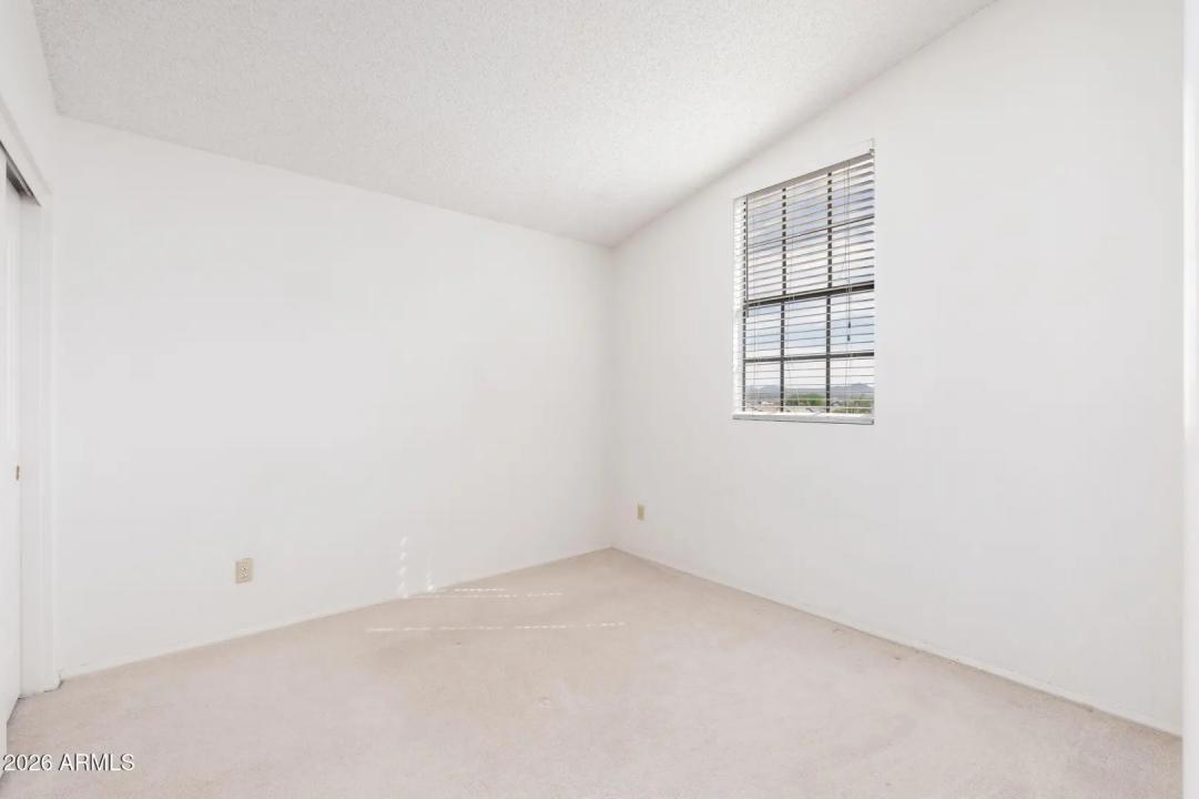 Real Estate Picture 26