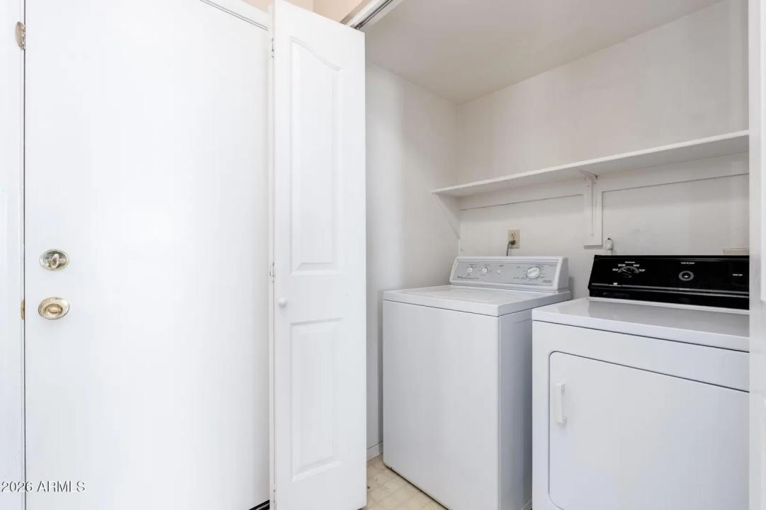 Real Estate Picture 33