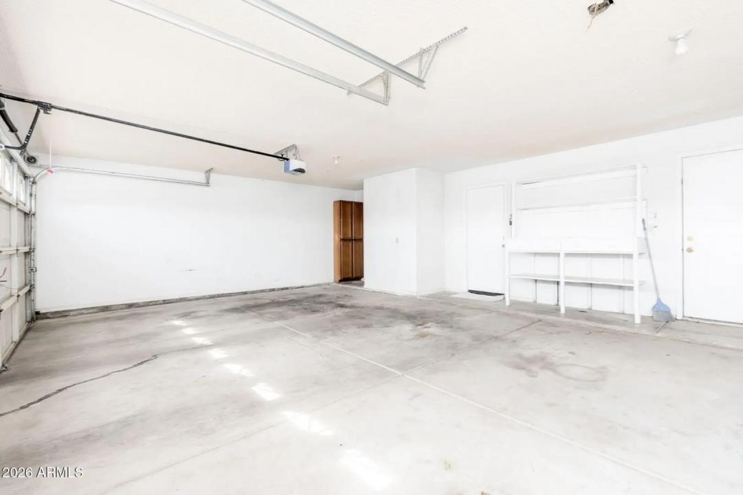 Real Estate Picture 34