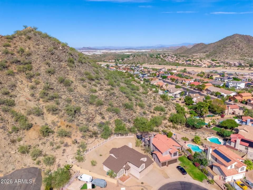 Real Estate Picture 43