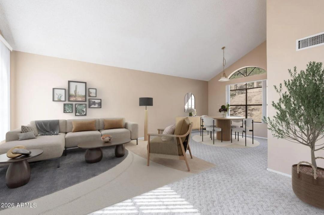 Real Estate Picture 4