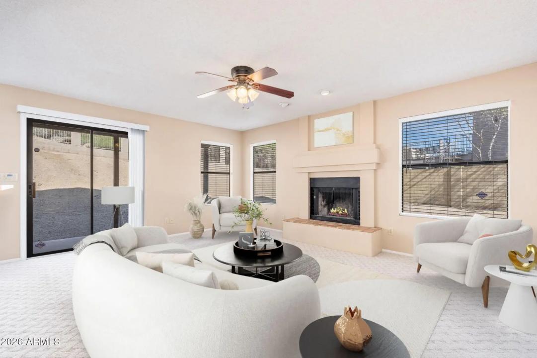 Real Estate Picture 10