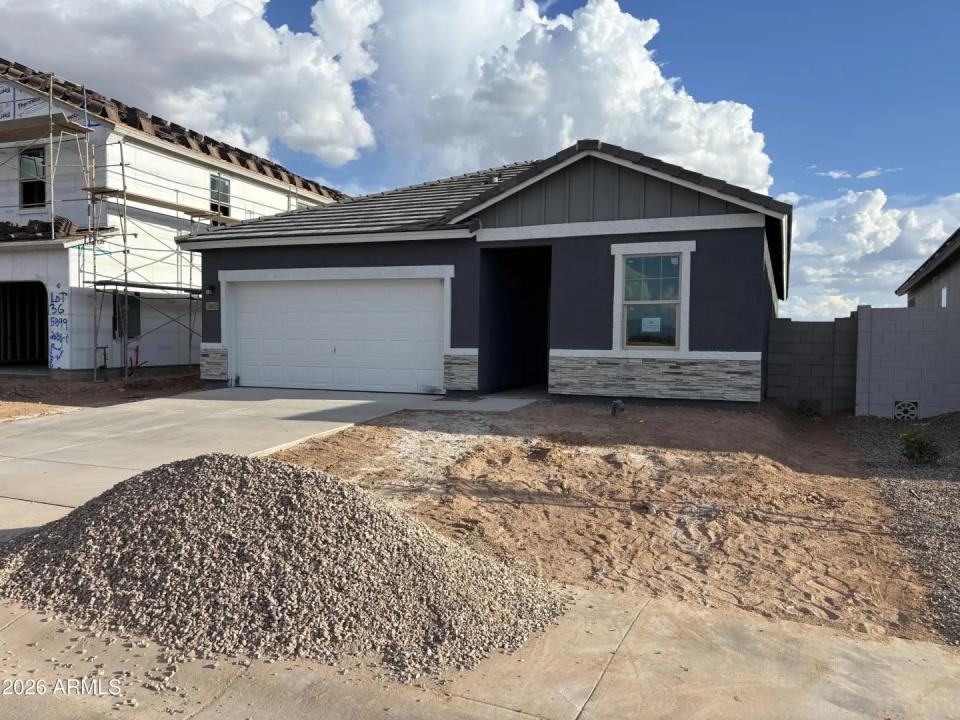 Real Estate Picture 1