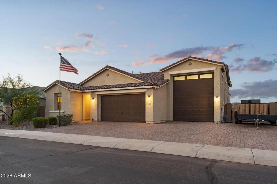 Real Estate Picture 3