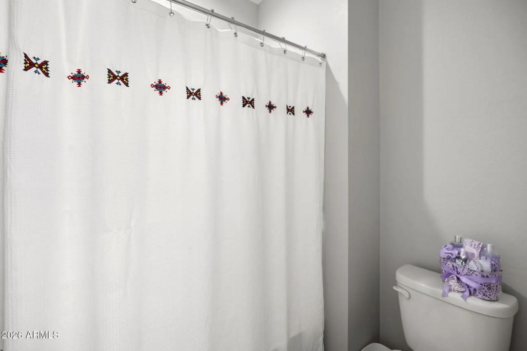 Real Estate Picture 19