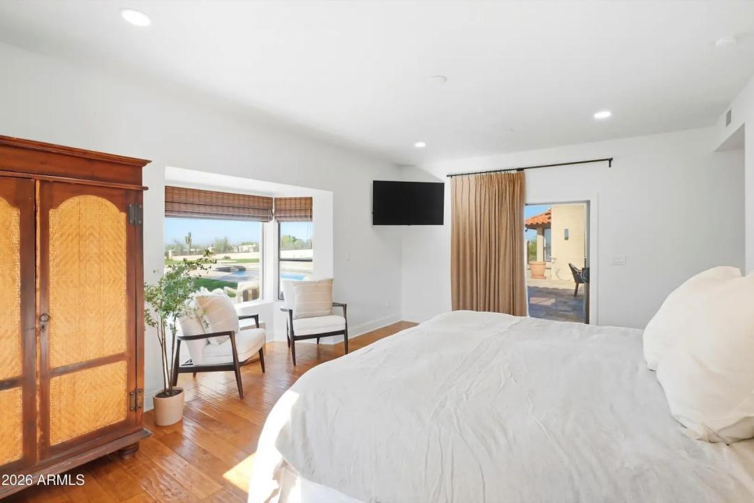 Real Estate Picture 35