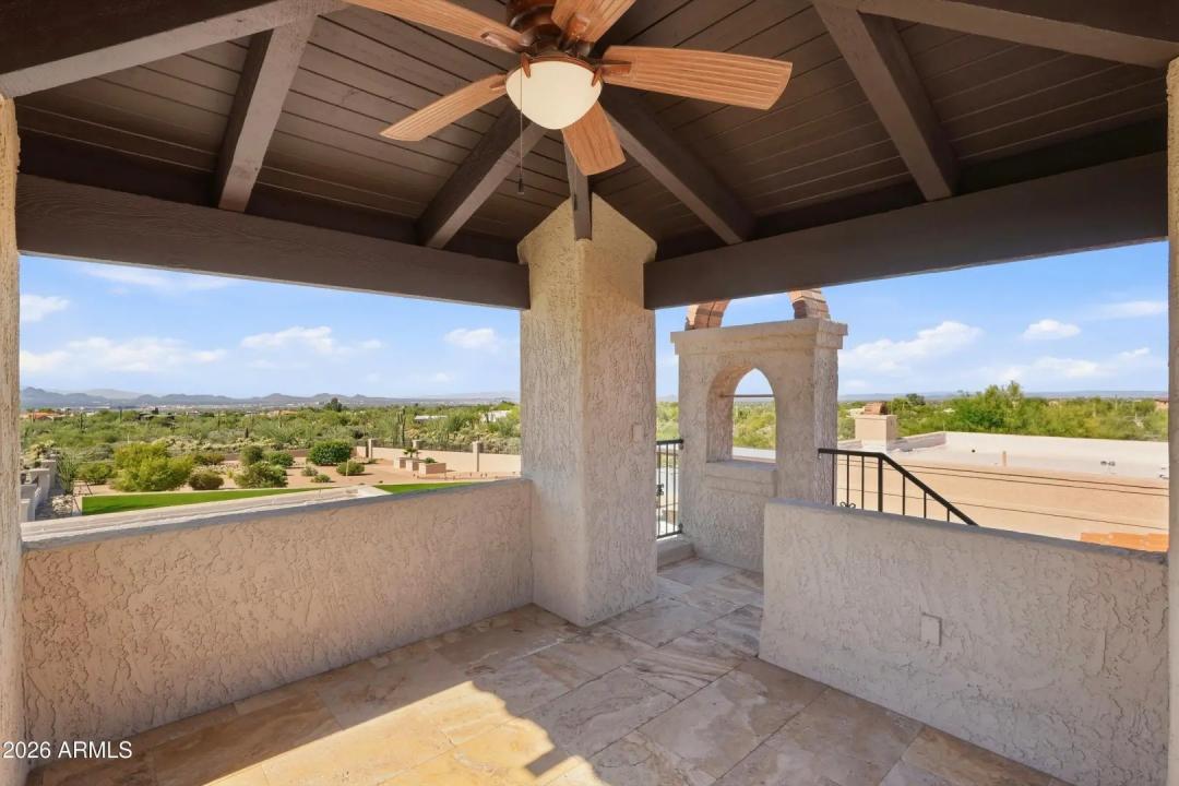 Real Estate Picture 18