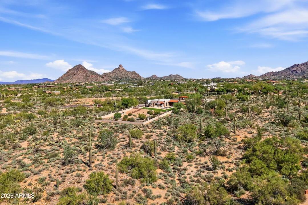 Real Estate Picture 44