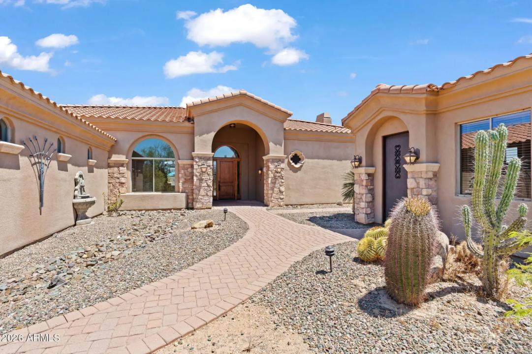 Real Estate Picture 19