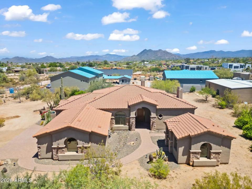 Real Estate Picture 20