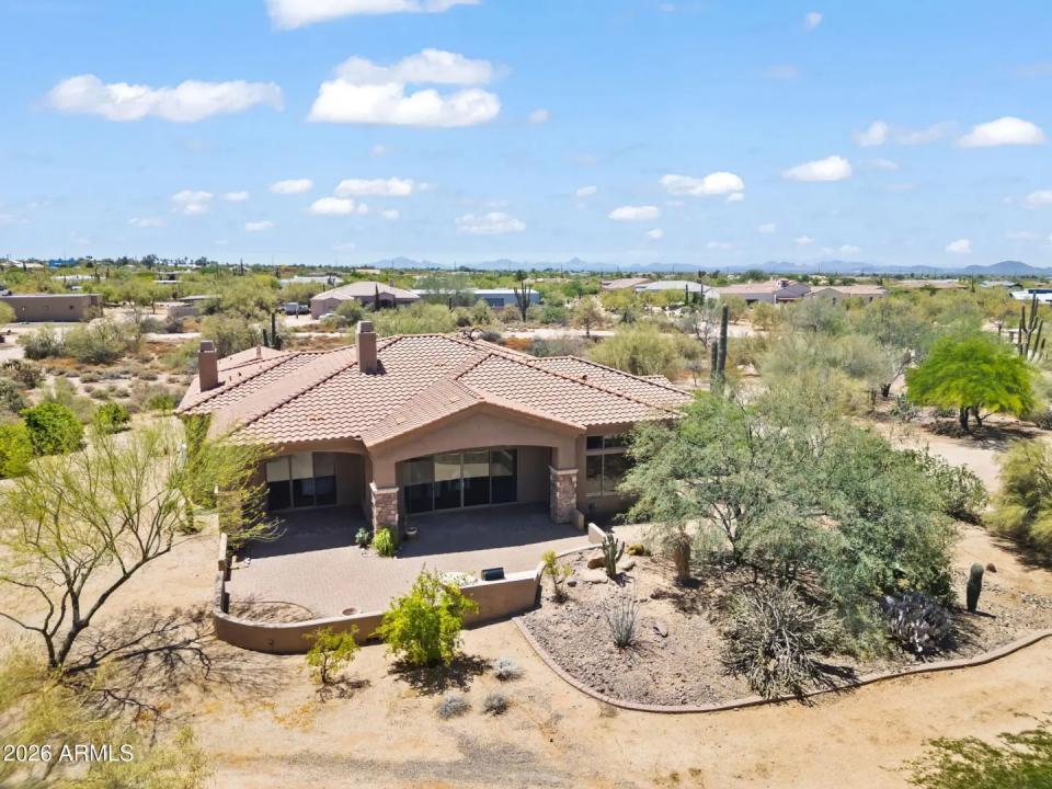 Real Estate Picture 42