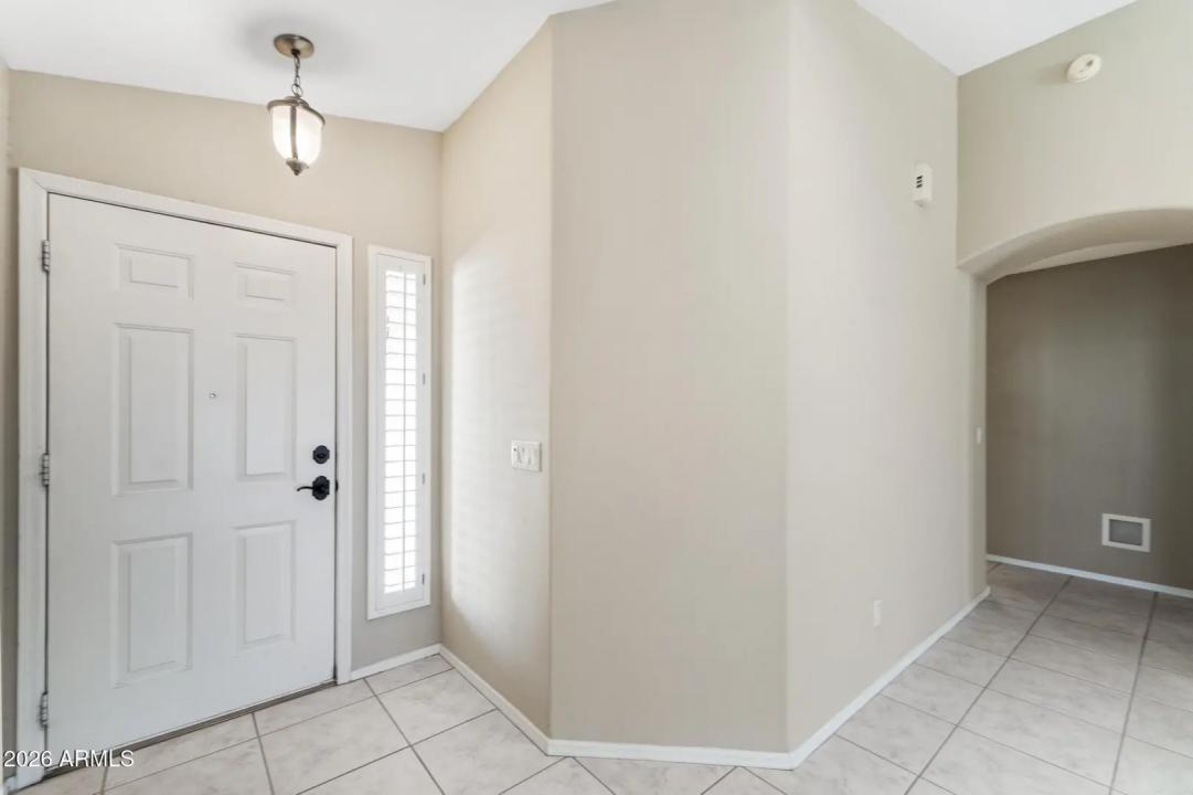 Real Estate Picture 6