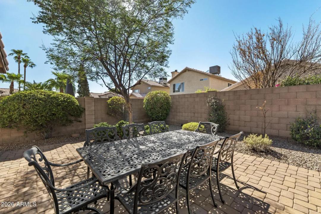 Real Estate Picture 30