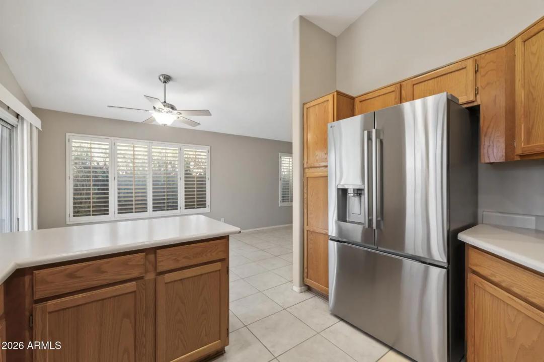 Real Estate Picture 12