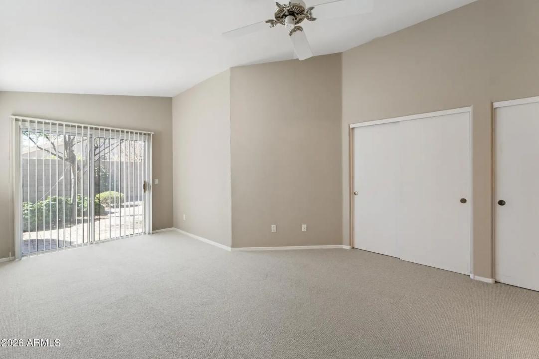 Real Estate Picture 18