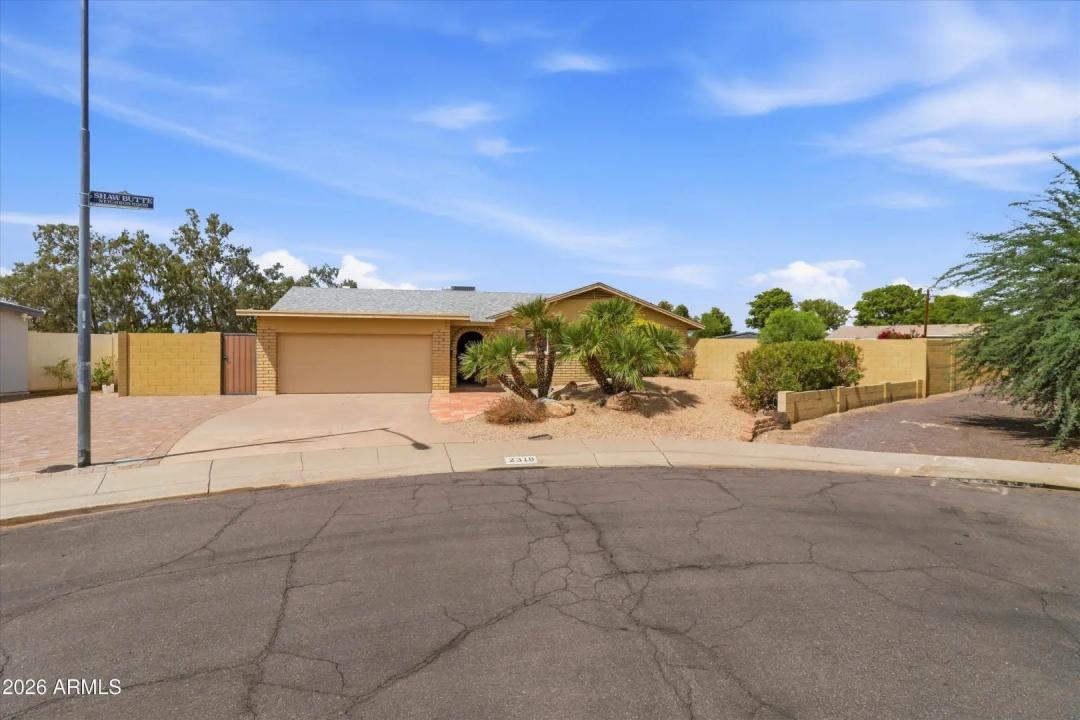 Real Estate Picture 23