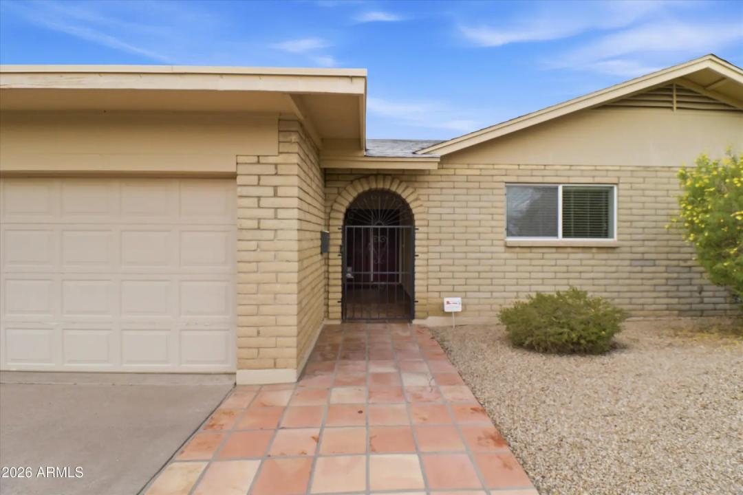 Real Estate Picture 1