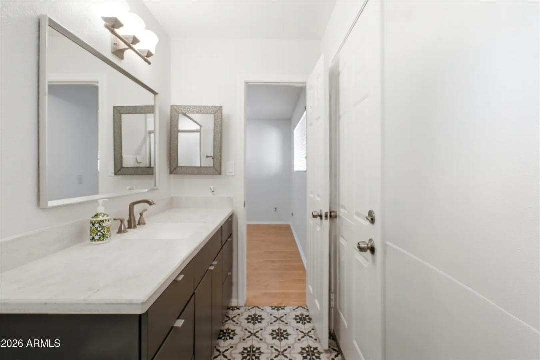 Real Estate Picture 10