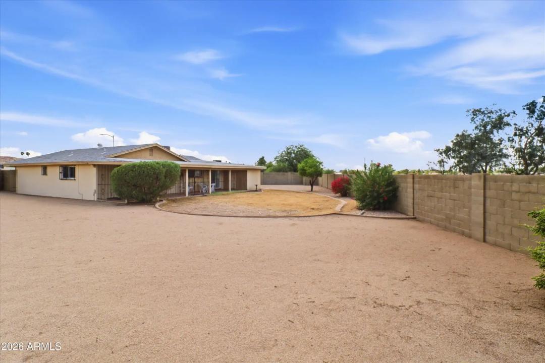 Real Estate Picture 20
