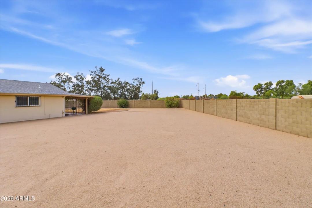 Real Estate Picture 21