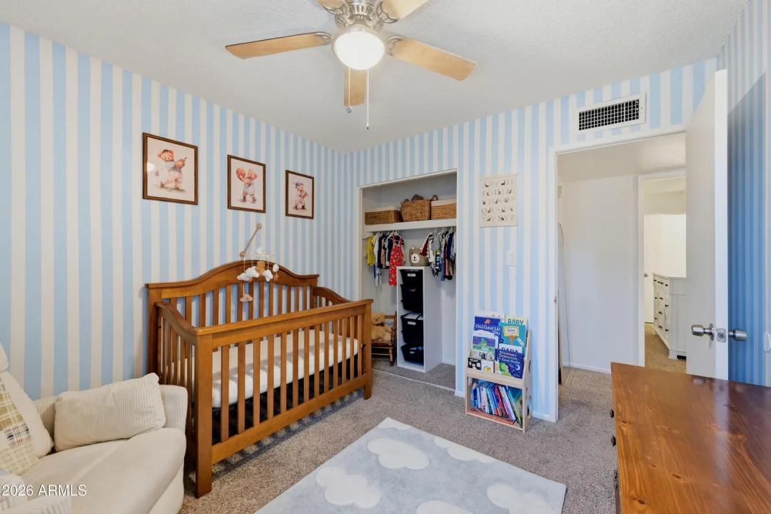 Real Estate Picture 21